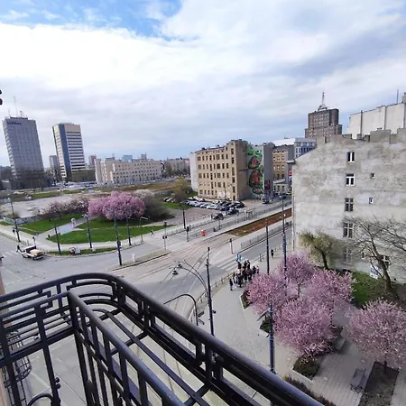 Palacowy Polonia Z Miejscem Parkingowym *