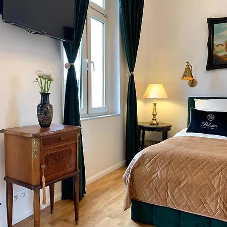 Apartment Palacowy Polonia Z Miejscem Parkingowym *