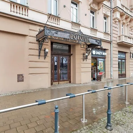 Апартаменти Palacowy Polonia Z Miejscem Parkingowym *
