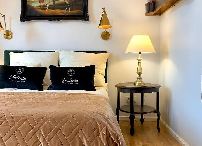 Palacowy Polonia Z Miejscem Parkingowym